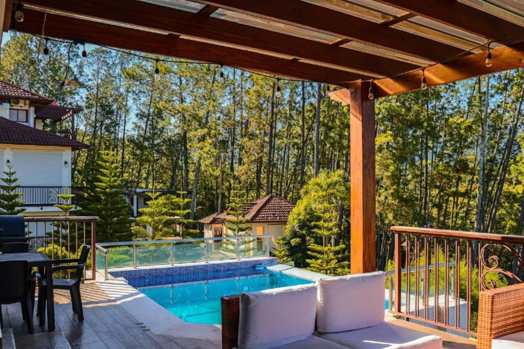 Jarabacoa Villas With Private Pool And Parking Exterior photo
